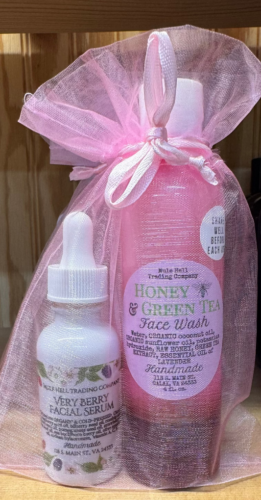 Very Berry Facial Serum + Green Tea and Honey Face Wash Set